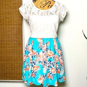 Floral Print Lace Dress, by Sequin Hearts